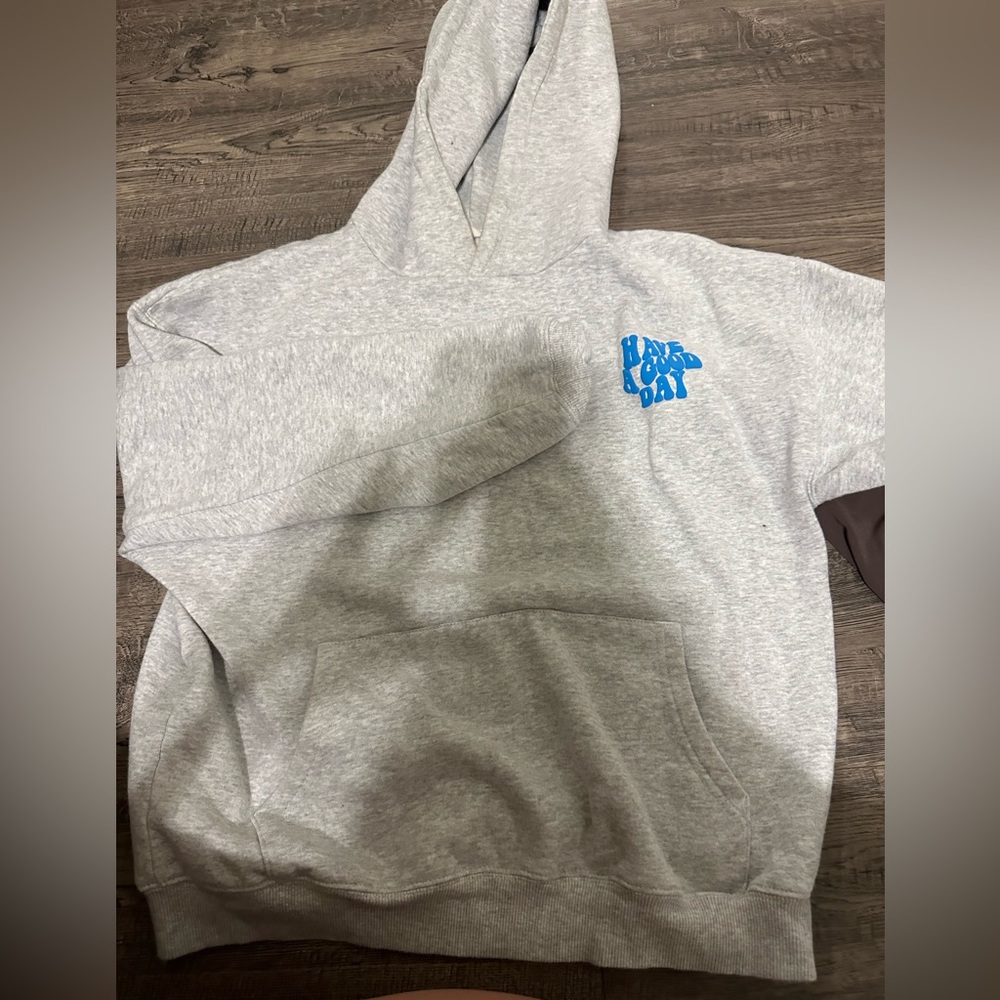 logo hoodie // cotton on